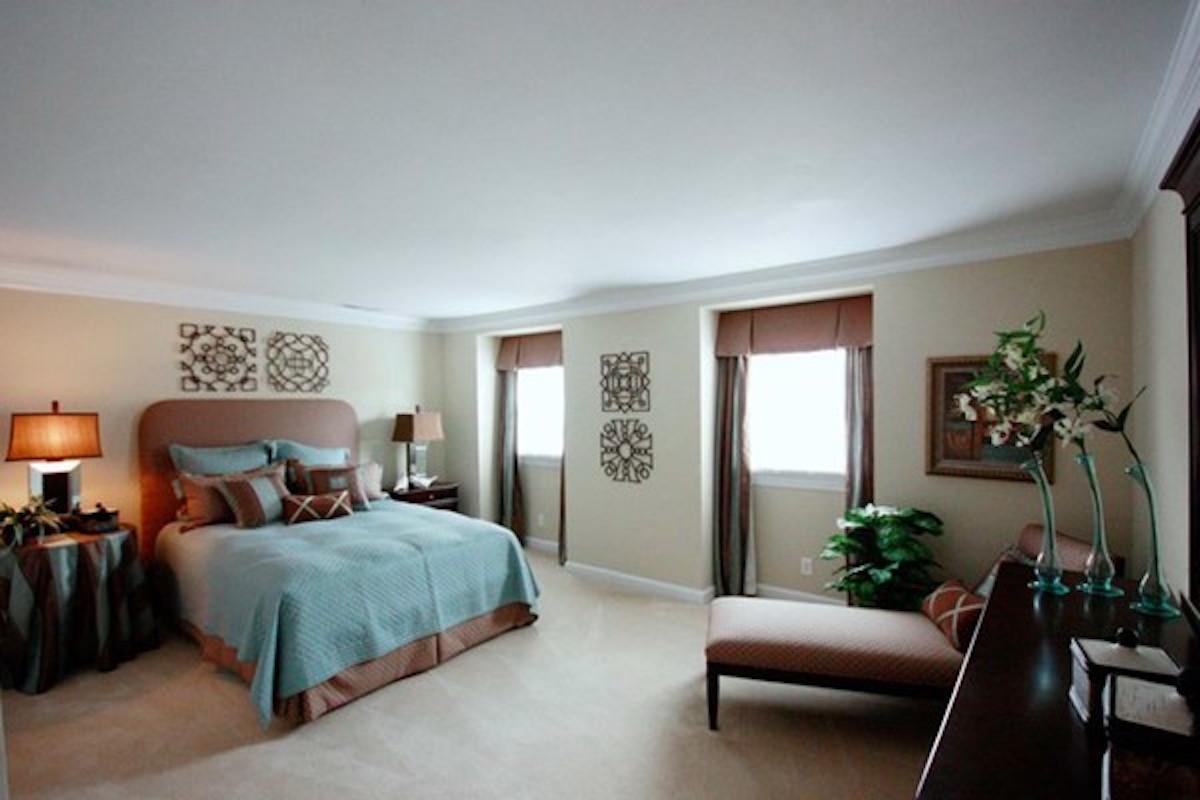 Photos Walker's Chase Townhomes for rent in Norfolk, VA