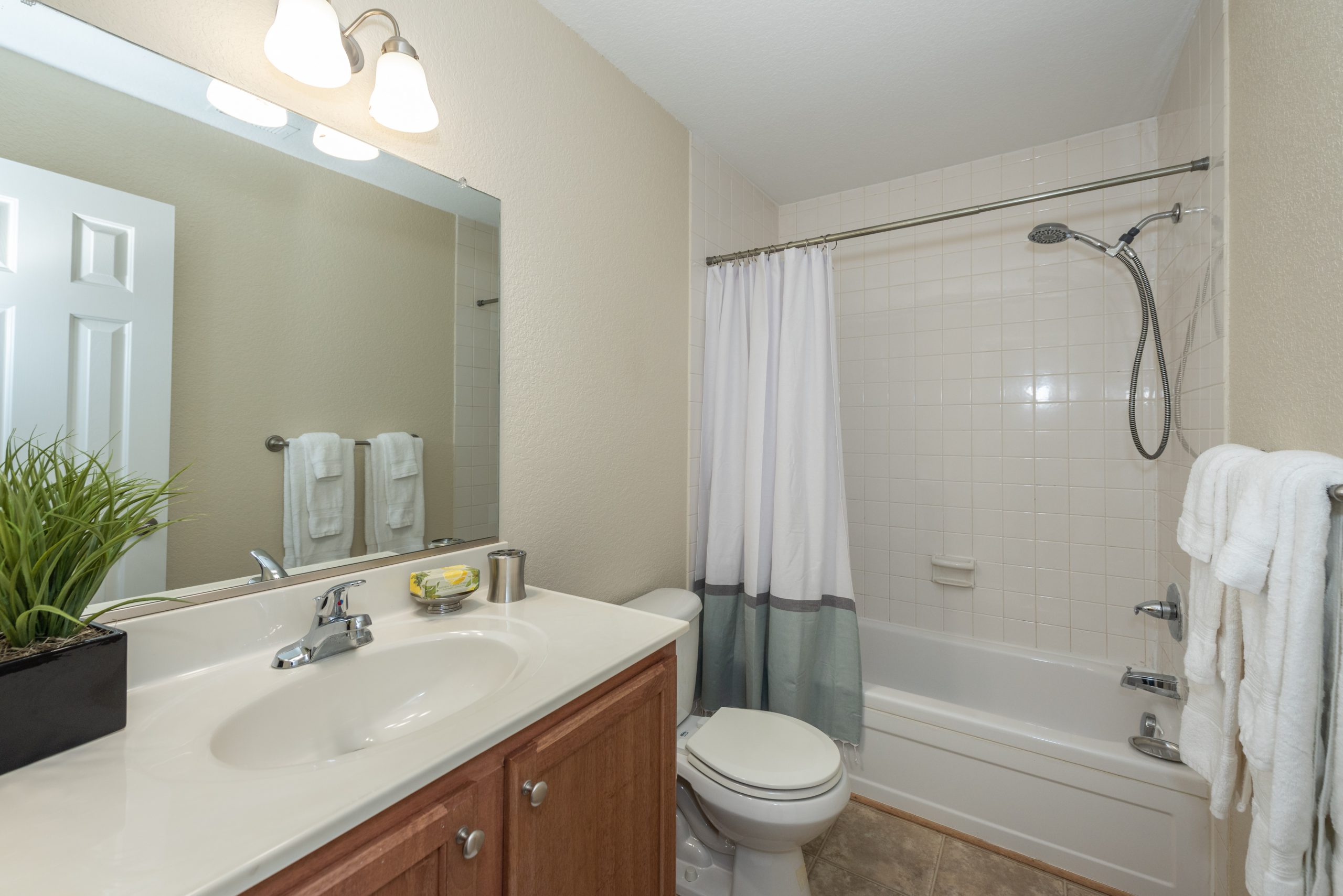 Photos Walker's Chase Townhomes Townhomes for rent in Norfolk, VA